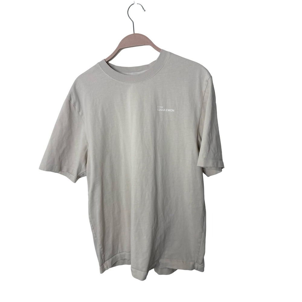 Lululemon mens size M/L beige cotton shirt short sleeve